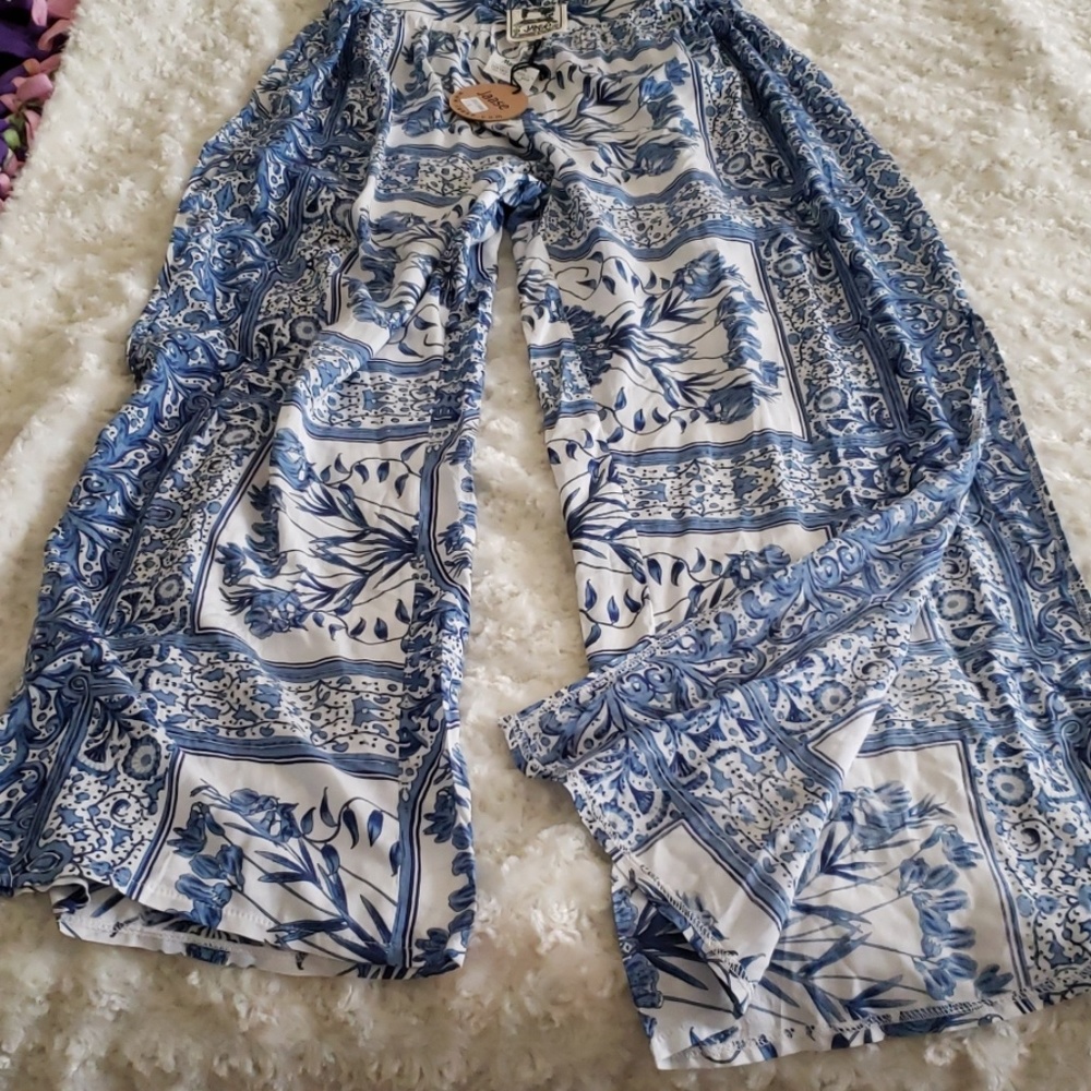 Jaase Boho floral pants NWT, large 100% rayon
